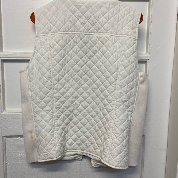 New Directions Women’s Puffer Quilted Vest. Size XL - Picture 2 of 9